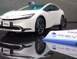 1 Didalam 4 SPK Toyota Di GIIAS 2024 adalah Kendaraan Pribadi Hybrid