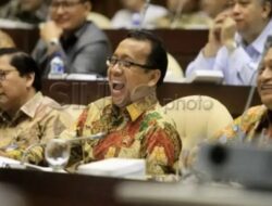 Profil Pratikno, Pejabat Tingginegara Jokowi yang Berpeluang Diboyong Masuk Tim Menteri Pejabat Tingginegara Prabowo